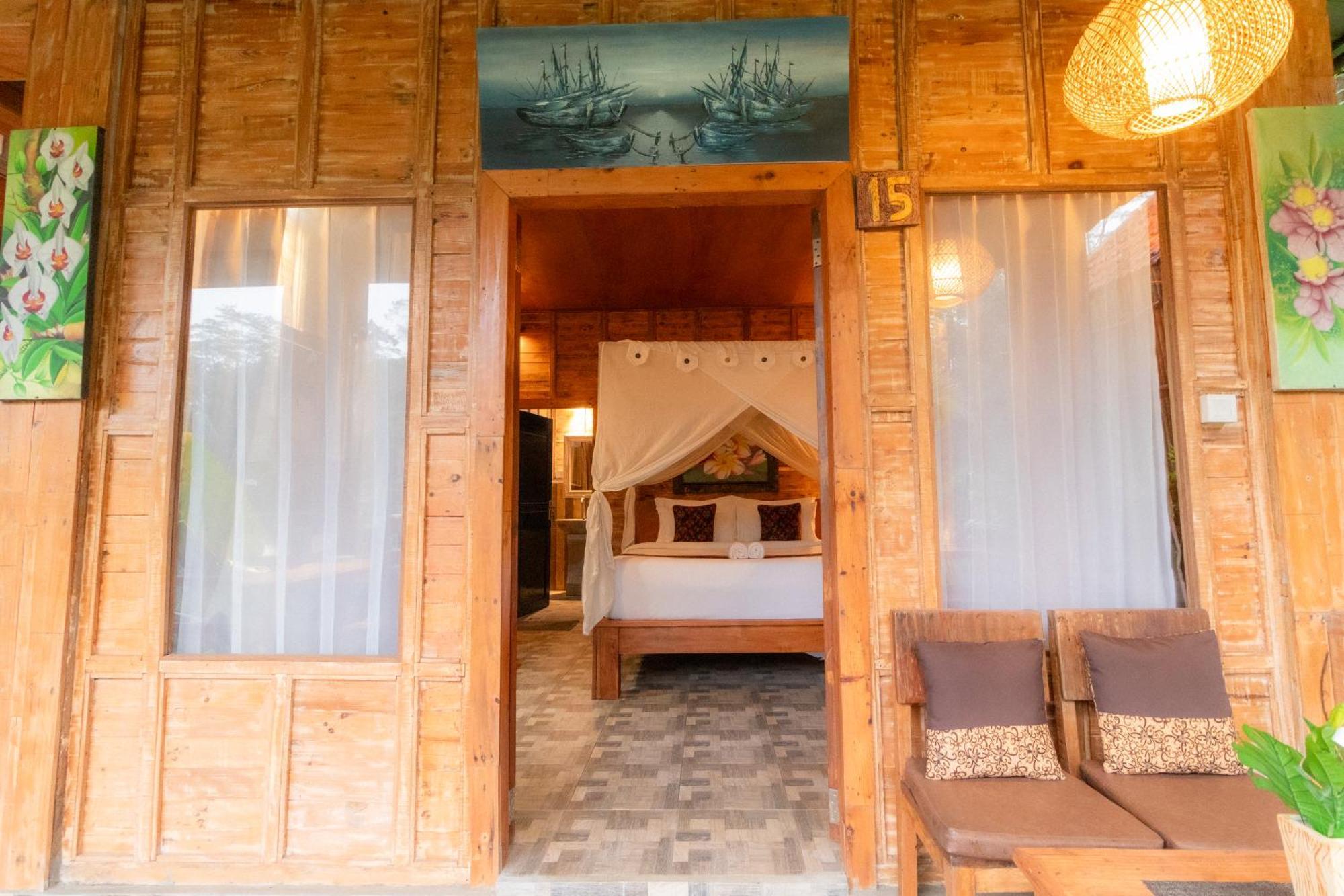 Station touristique Doni House &